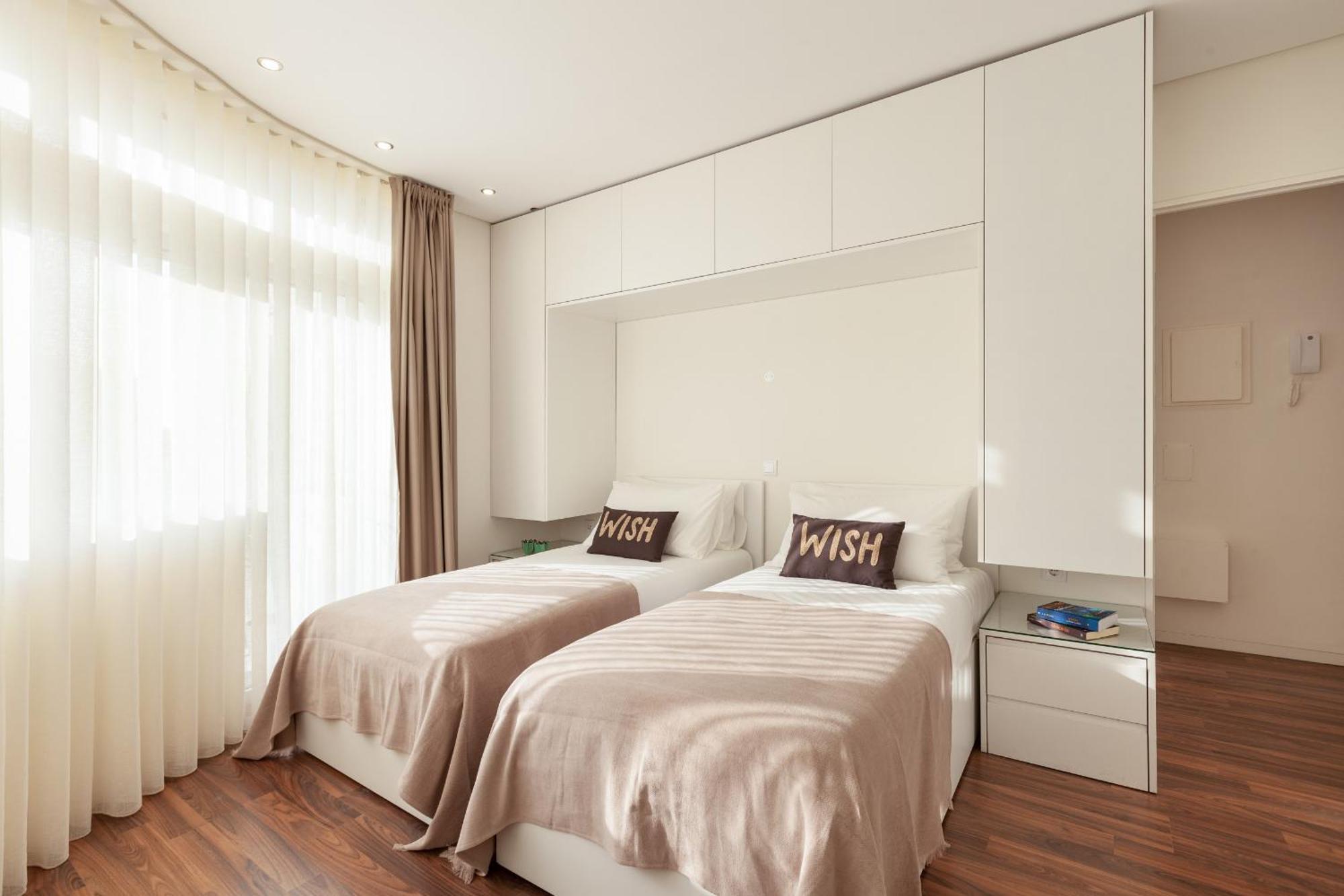 D&S - Torne Apartments Вила Нова ди Гая Екстериор снимка